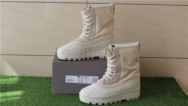 Adidas Yeezy 950 Duck Boost PeyoteTurtle DoveWhite